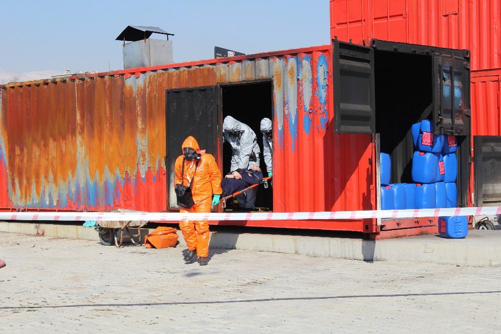 Kahramanmaraş’ta Nefesleri Kesen Yangın Ve Deprem Tatbikatı Yapıldı