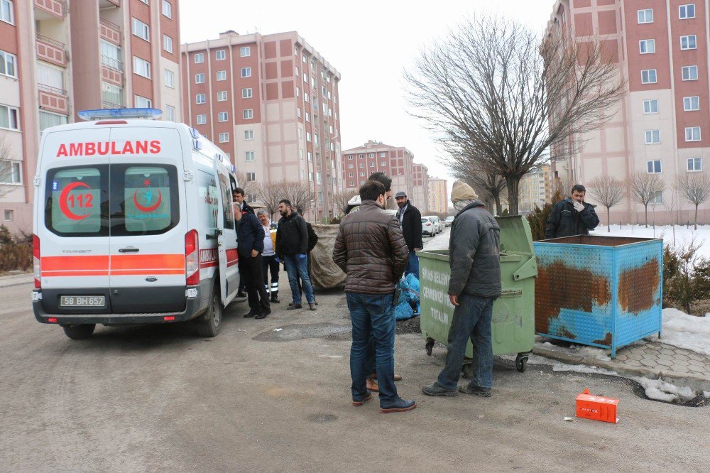 Çöp Konteynerinde Kız Bebek Cesedi Bulundu