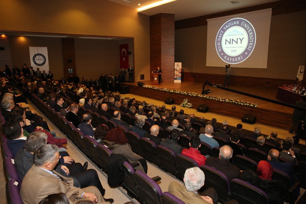 Nuh Naci Yazgan Üniversitesi’nden Başkan Büyükkılıç’a Teşekkür Plaketi