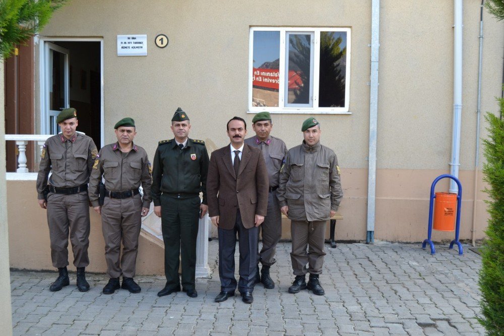 Kaymakam Taşdan, İade-i Ziyaretlere Başladı