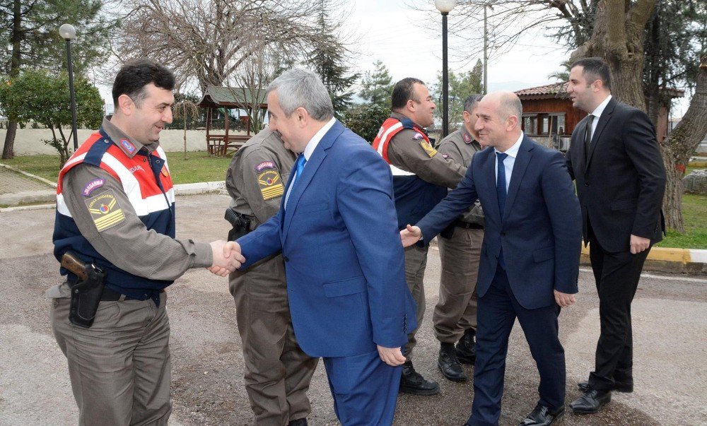 Başkan Baran’dan Mehmetçiğe ‘Hayırlı Teskereler’ Paketi