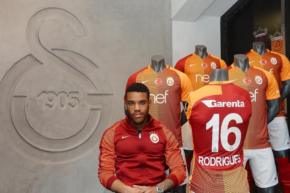 Garry Rodrigues: " Galatasaray’da Oynuyorsanız Şampiyon Olmalısınız"