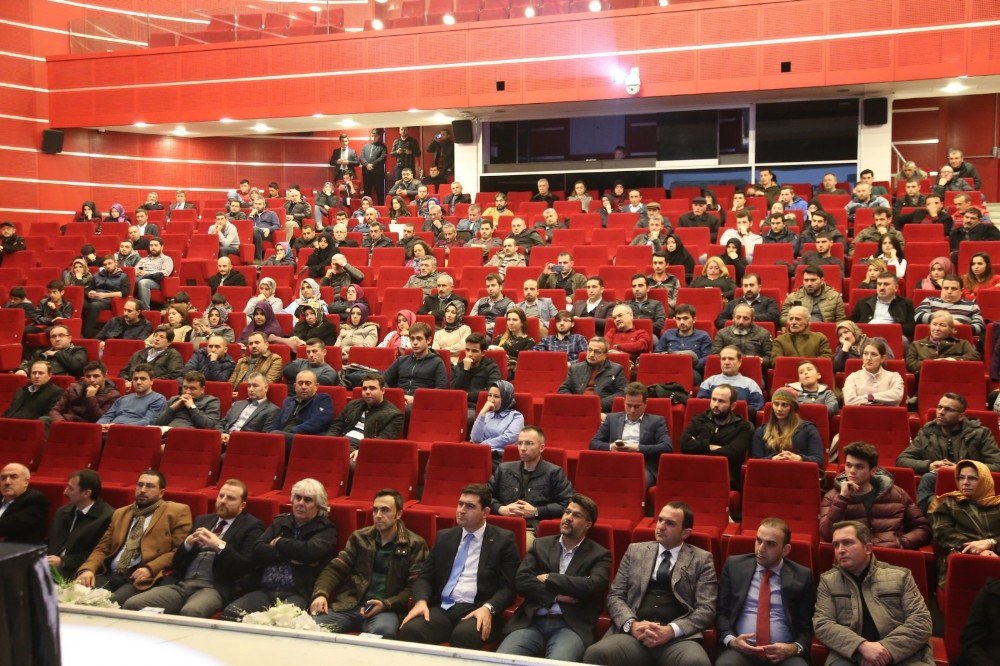 Gebze’de Cumhurbaşkanlığı Sistemi Konferansı