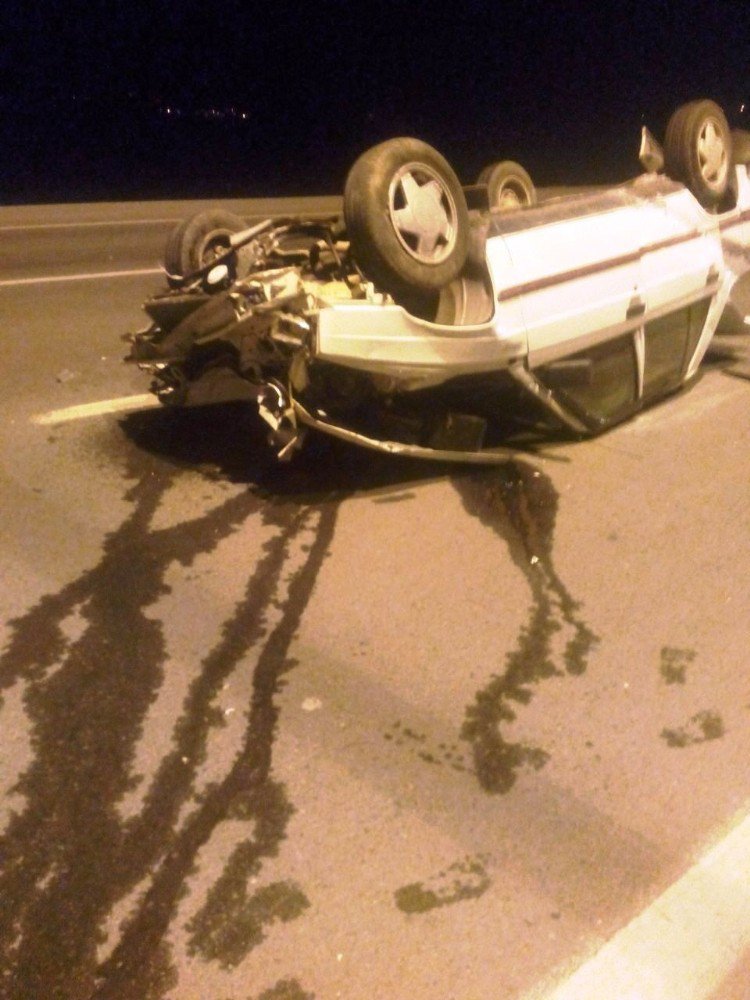 Kontrolden Çıkan Otomobil Takla Attı: 5 Yaralı