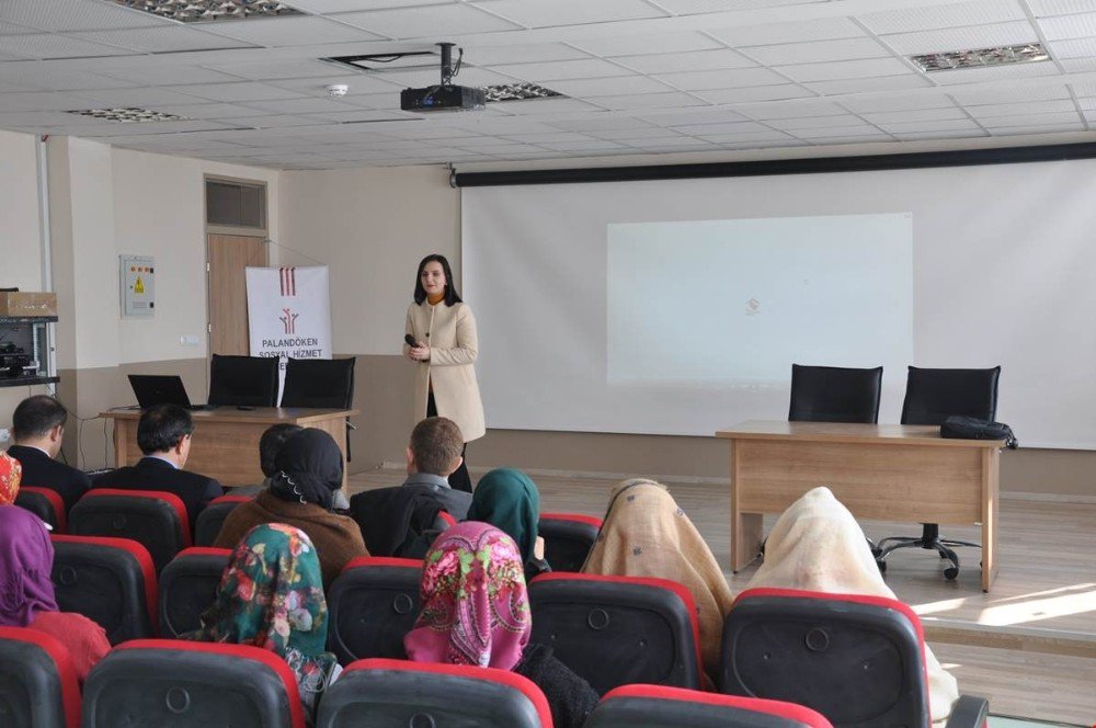 Köprüköy’de “Aile İçi İletişim” Semineri