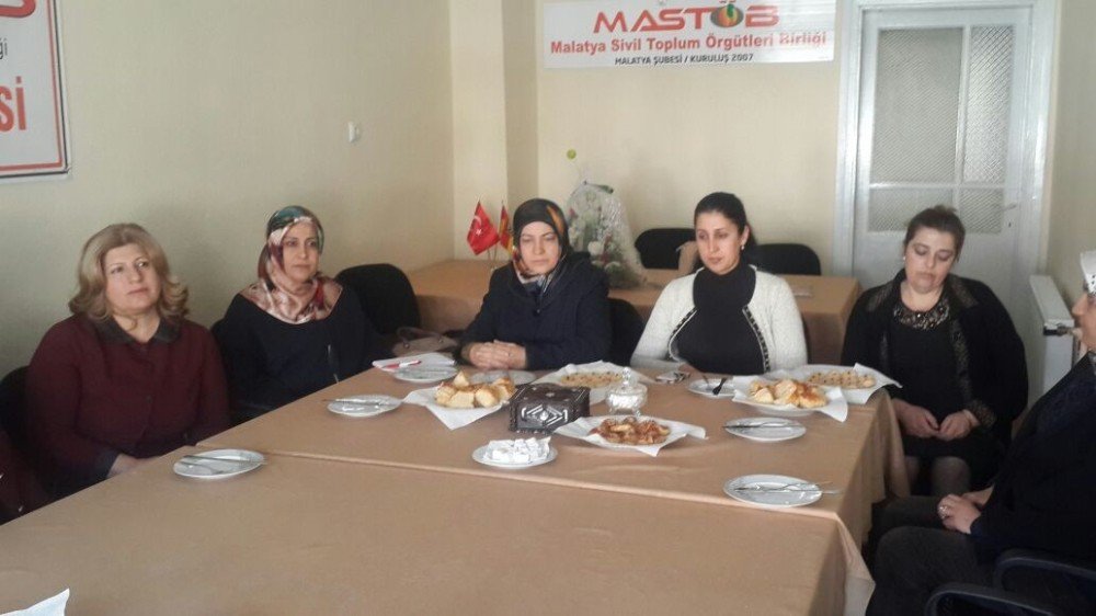 Malatya Ak Parti Kadın Kolları Mastöb’ü Ziyaret Etti