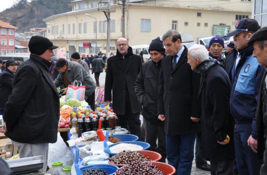 Başkan Özkan, Pazarcı Esnafıyla Buluştu