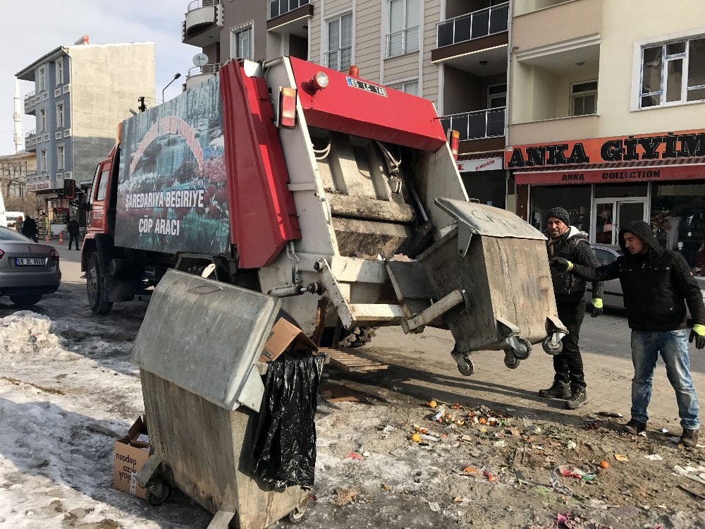 Muradiye Belediyesinden Çevre Temizliği