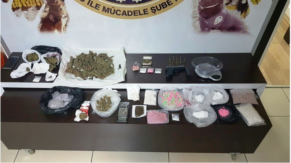 Antalya’da Uyuşturucu Operasyonları
