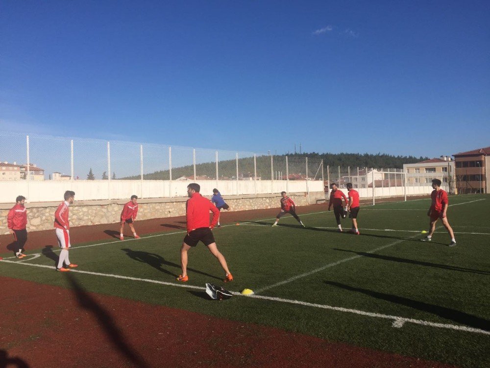 Bilecikspor, Zorlu Vezirhanspor Maçının Hazırlıklarını Tamamladı