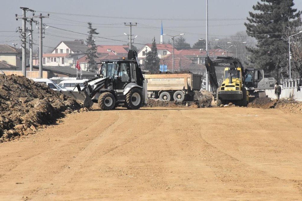 Rıhtım Caddesinde Hazırlıklar Başladı