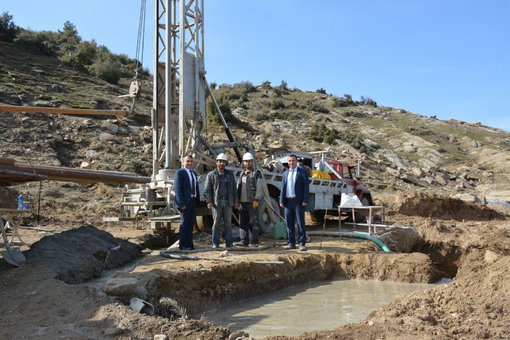 Yeniköy’ün İçme Suyu Sorununa Sondajlı Çözüm