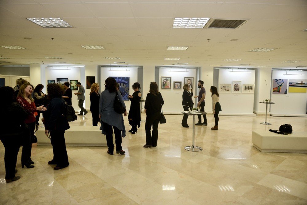 Üniversite Mezunlarından Resim Sergisi