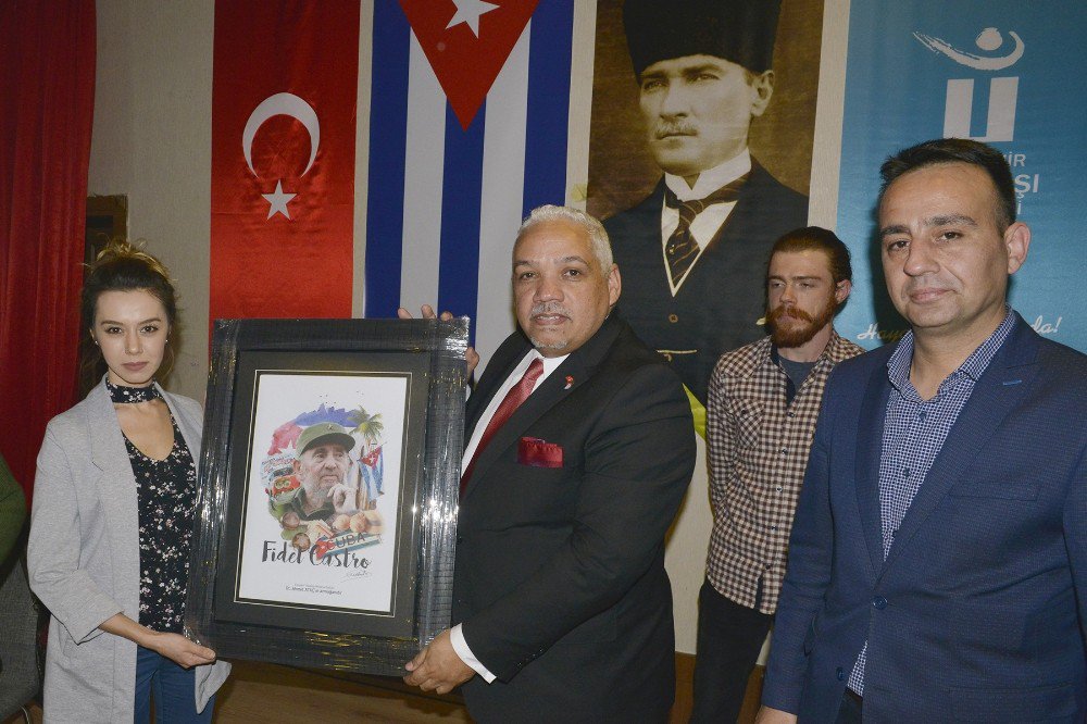 Tepebaşı Belediyesi Ve Jose Marti Küba Dostluk Derneğinden ’Fidel Sonrası Küba’ Söyleşisi