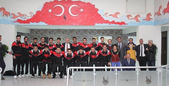 Sungurlu Belediyespor Futbol’da İddialı