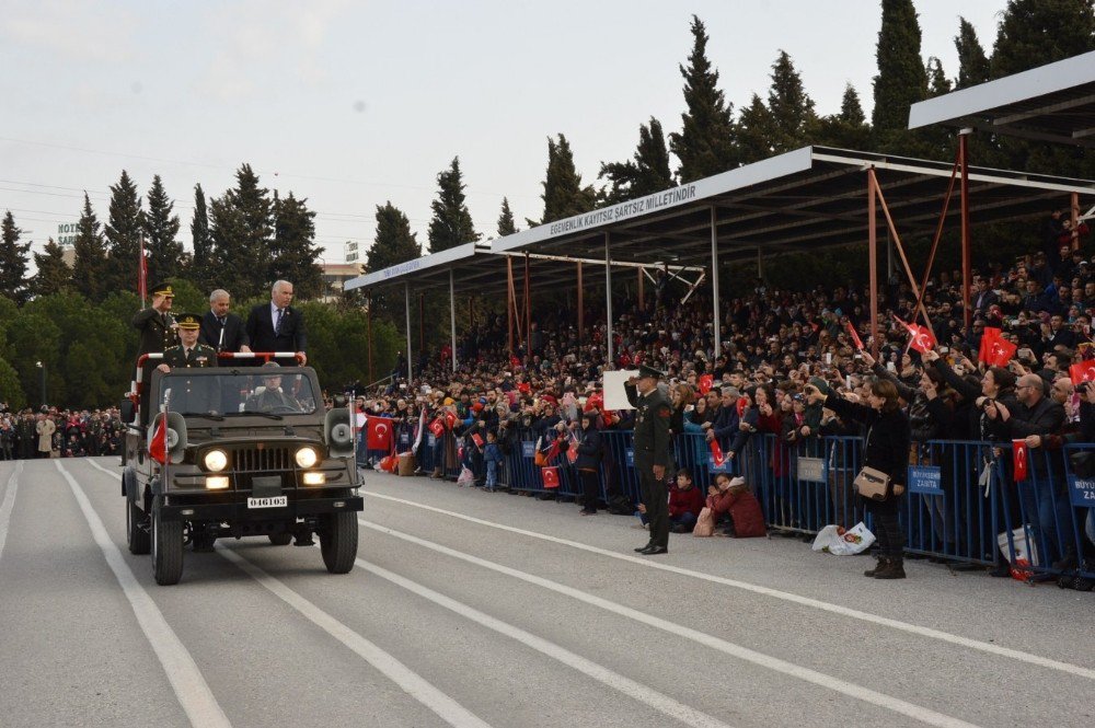 Manisa’da Acemi Erlerin Yemin Töreni