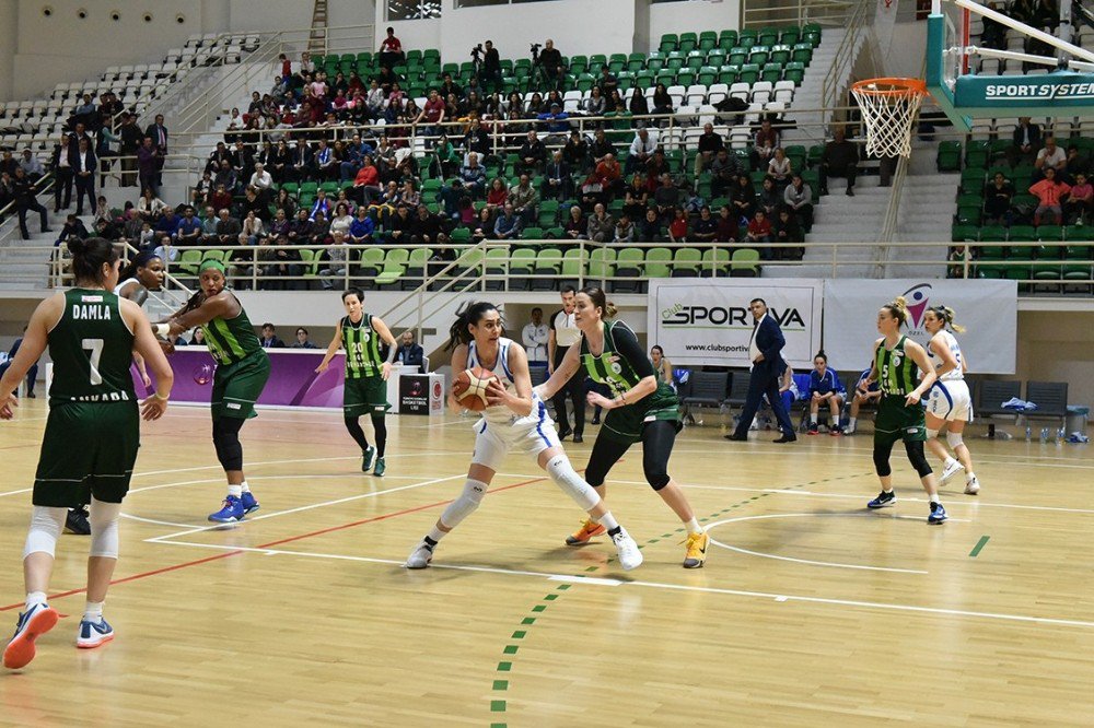 Bornova Becker Spor Zirveyi Sahiplendi