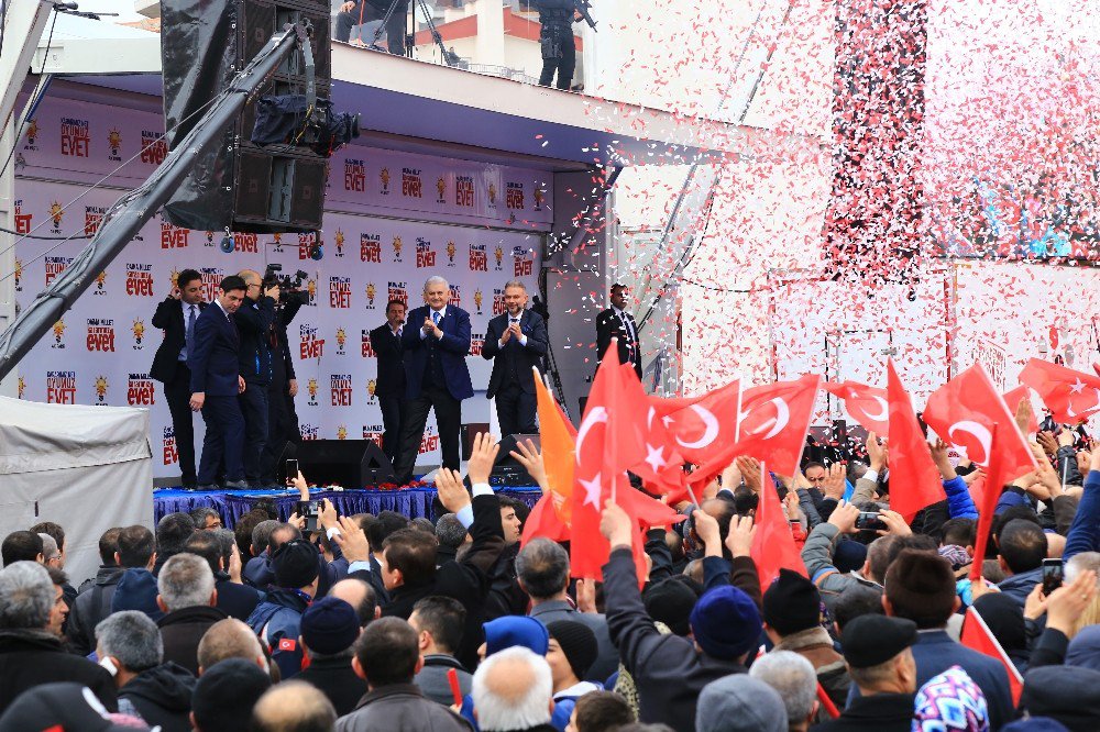 Başbakan Yıldırım: “Kimse Milletin İradesi Üzerine Hiçbir Güç Kullanamayacak”