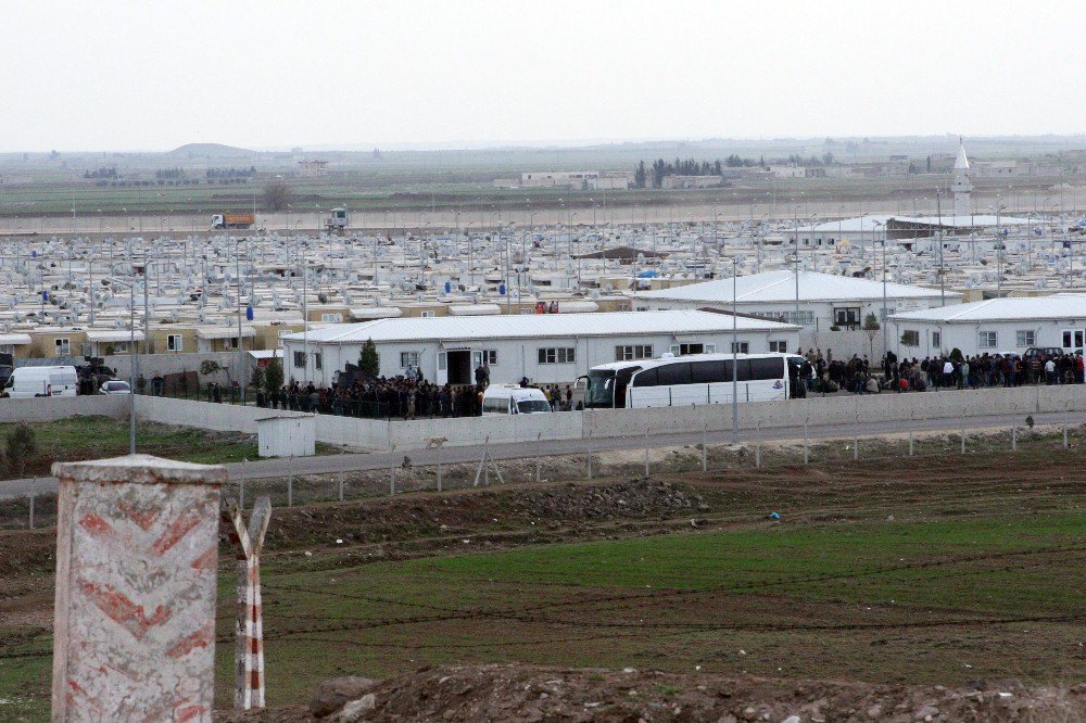 Eğitimlerini Tamamlayan Suriyeli Polisler Ülkelerine Gönderildi