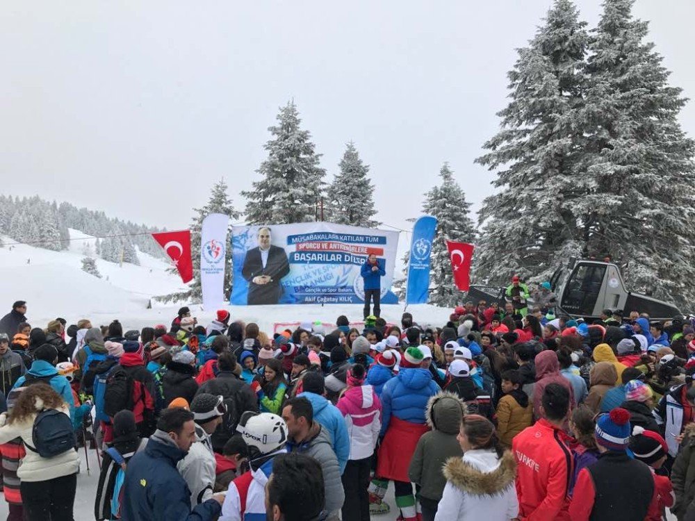 Uludağ Kayak Şampiyonalarının Merkezi Oldu