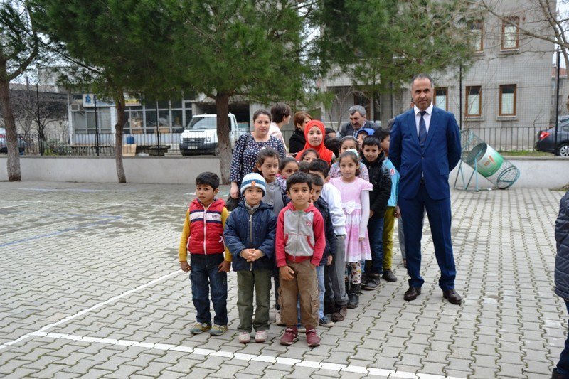 Biga’da Suriyeli Çocuklar İçin Sınıf Açıldı