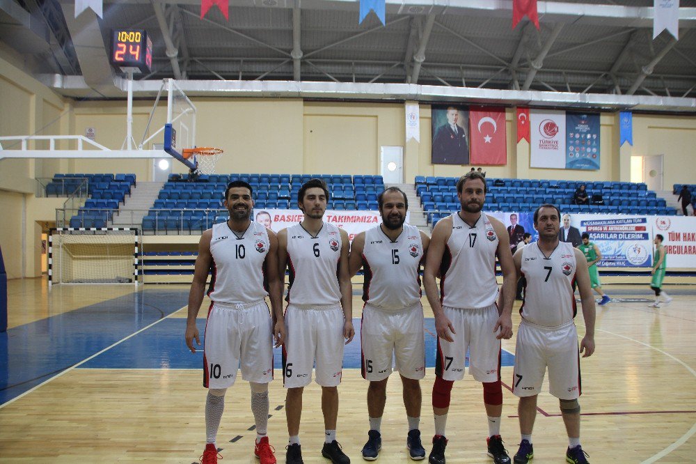 Tb2l Temsilcisi Bilecik Belediyesi Basketbol Kulübü Kendi Evindeki Son Maçını Da Kaybetti