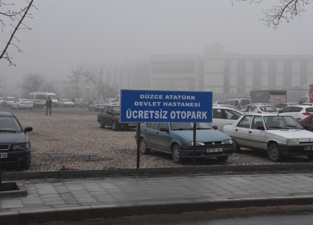 Düzce Belediyesinden Hastane İçin Otopark Yapıldı