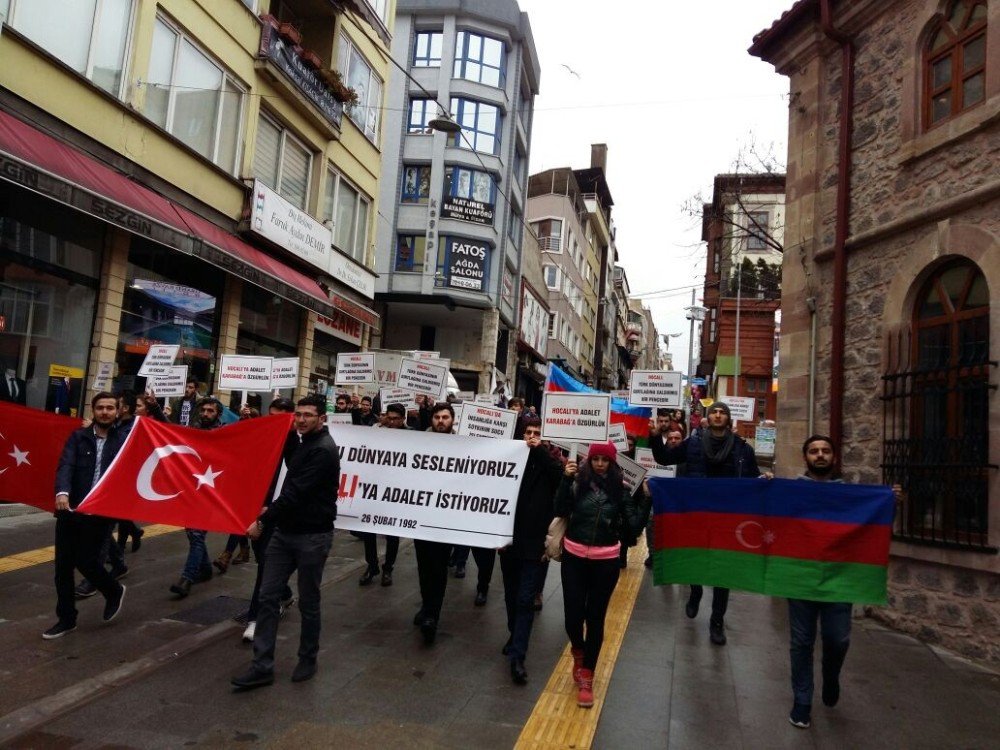 Giresun Üniversitesi ‘Hocalı’ İçin Yürüdü