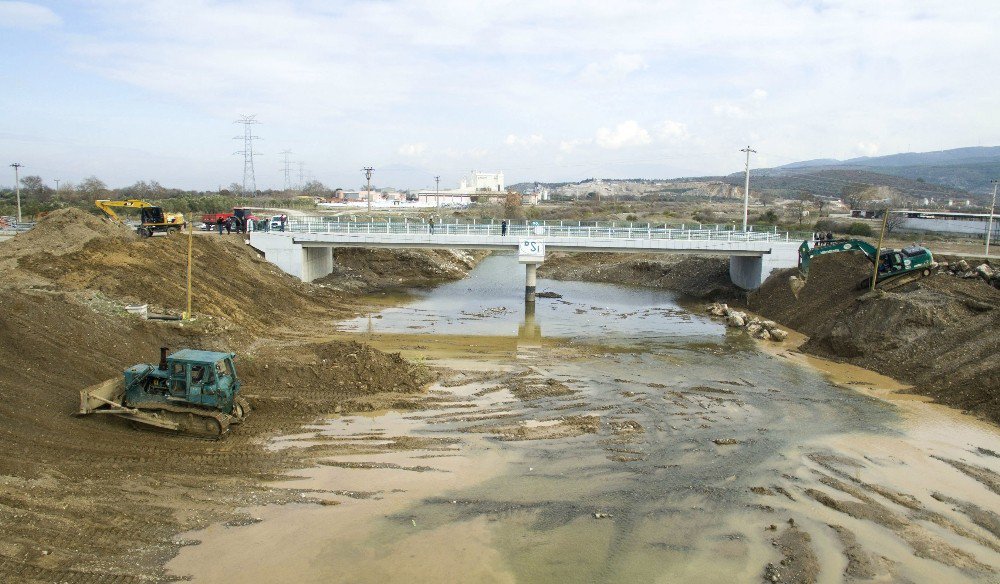 Menderes’in Hatırasına Bakan Eroğlu Sahip Çıktı