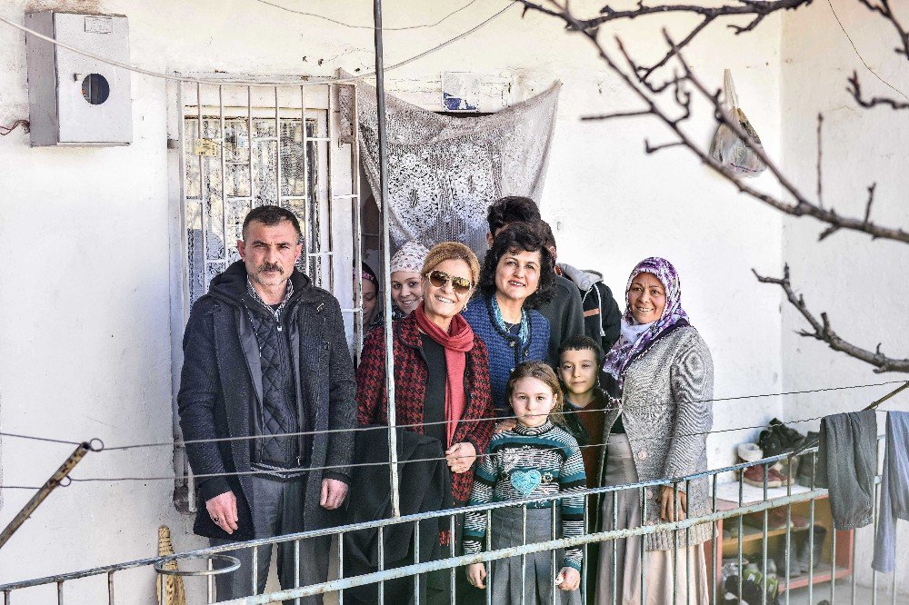 Nevin Gökçek’ten İhtiyaç Sahibi Aileye Ziyaret