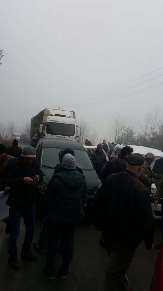 Çöp Tesisini Yol Keserek Protesto Ettiler