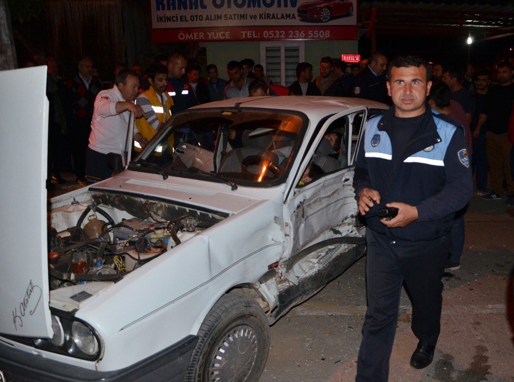 Adana’da Trafik Kazası: 5 Yaralı