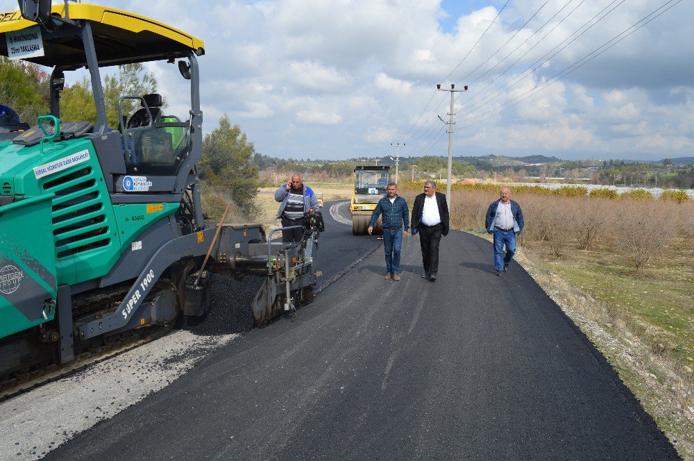 Manavgat, Aksu Ve Serik’te Yollar Yenileniyor