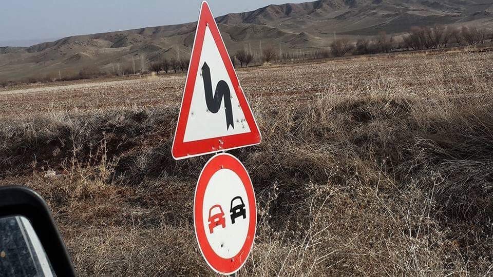 Magandaların Yeni Hedefi Trafik Levhaları