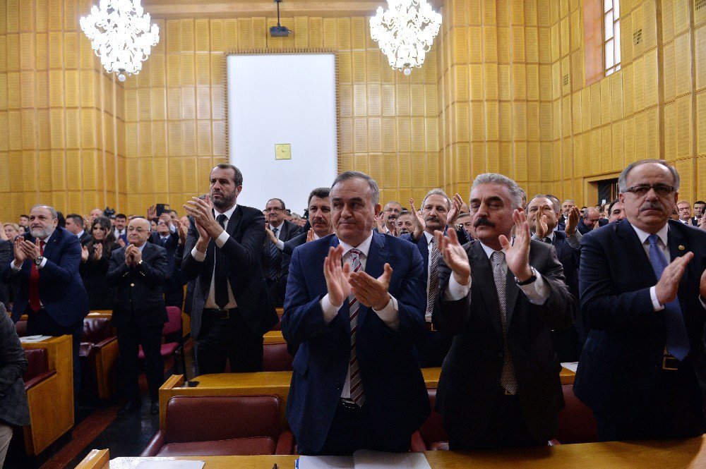 Bahçeli’den Yunan Dışişleri Bakanına Cevap