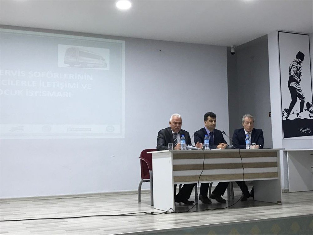 Milas’ta Servis Şoförlerine İletişim Semineri Verildi