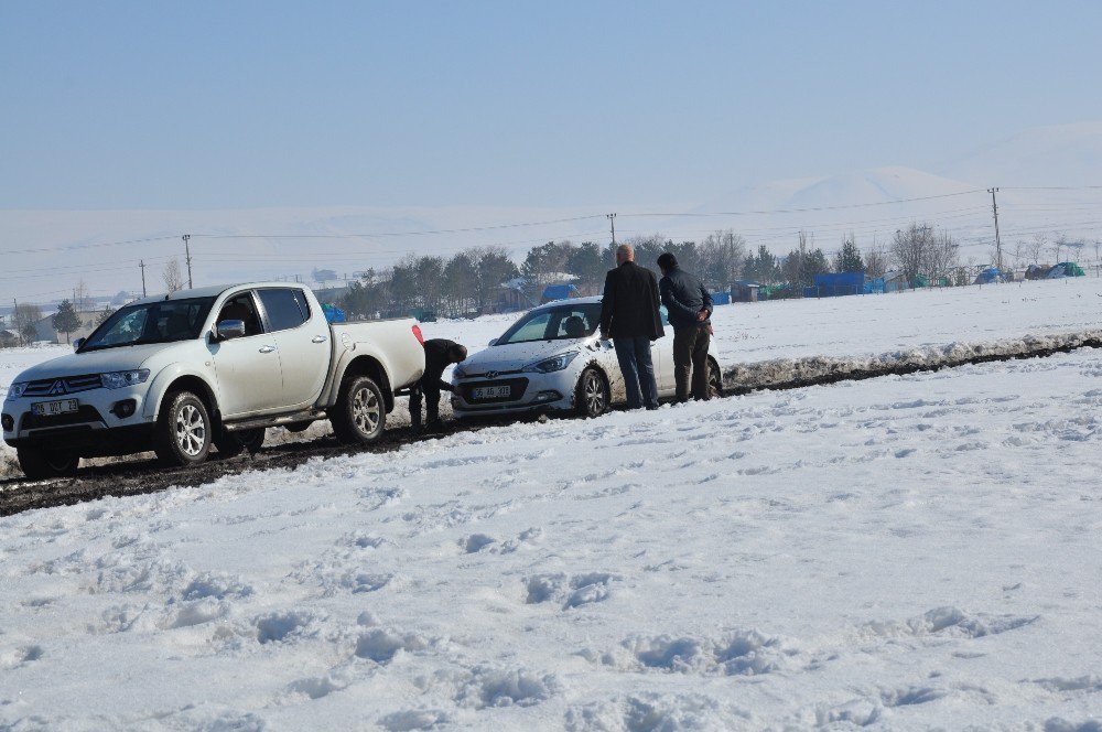 Olimpik Yüzme Havuzu’nun Yolu Çile Dolu