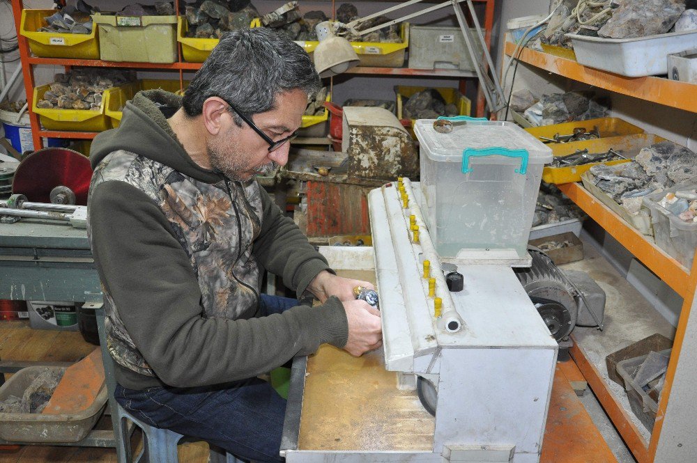 Türkiye’de Yarı Değerli Mineralli Taşların Kıymeti Bilinmiyor