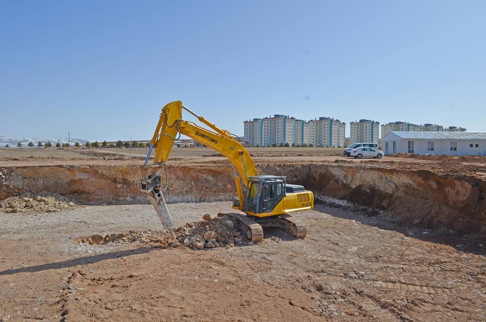 Yeni Toki Konutları İçin Temel Açma Çalışmaları Başladı