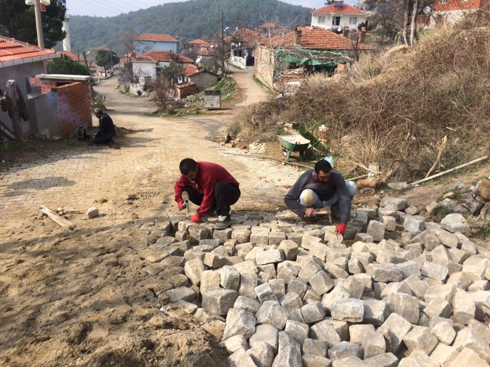 Sarılar Kırsal Mahallesi Yol Yapımına Başlandı