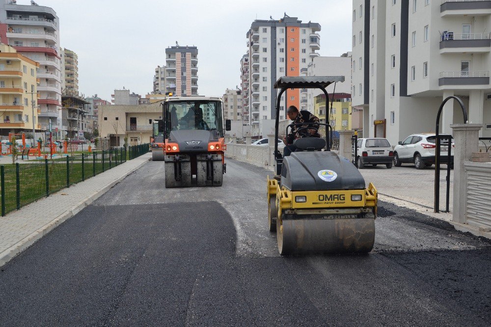 Erdemli’de Asfalt Çalışmaları Devam Ediyor