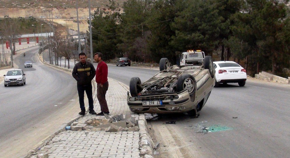 Takla Atan Araçtan Sağ Kurtuldu