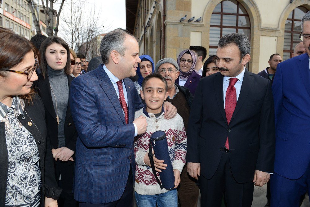 Bakan Kılıç: "Algı Döndü Başlarına Çorap Oldu"