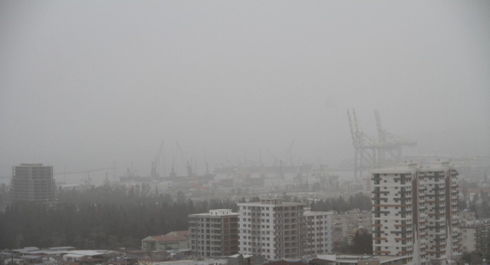 İskenderun Toz Bulutlarına Teslim