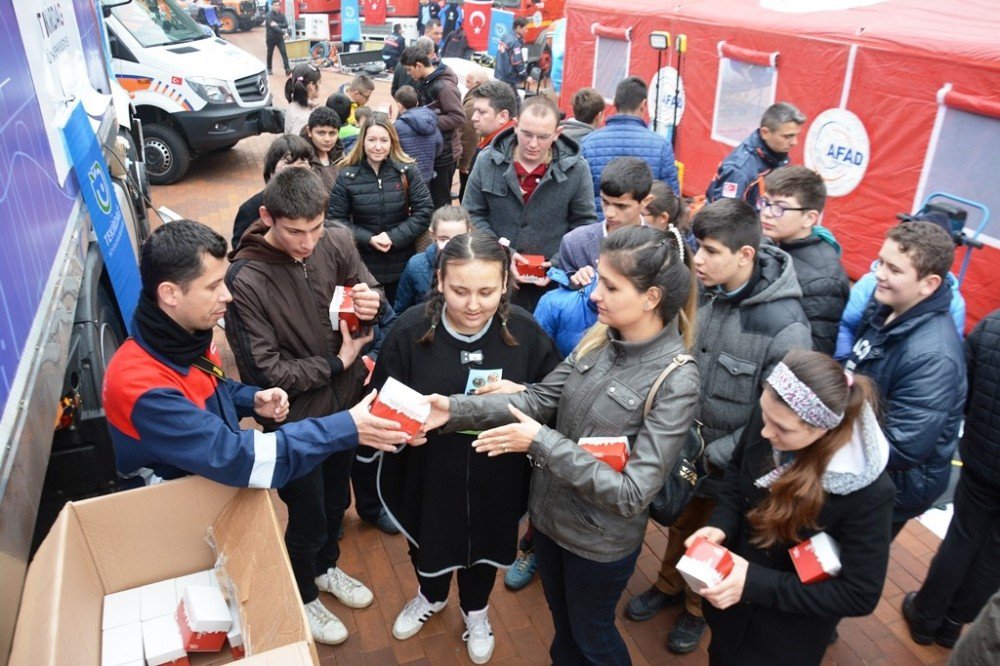 Üç Kemaller Parkında ‘Deprem Haftası’ Programı Düzenlendi