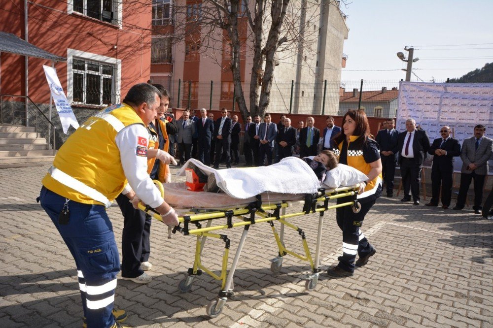 İskilip Sakarya İlkokulu’nda Nefes Kesen Tatbikat