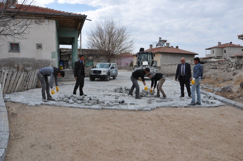 Sindelhöyük Mahallesinde Yol Ve Temizlik Çalışmaları