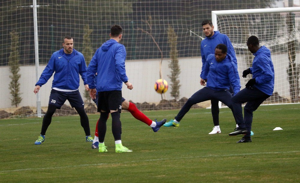 Antalyaspor’da Galatasaray Maçı Hazırlıkları Devam Ediyor