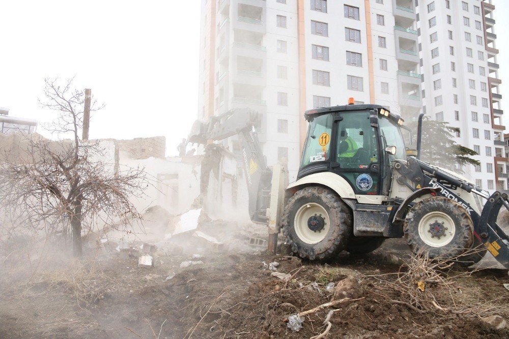 Gültepe Bulvarı Hızla İlerliyor