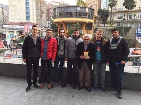 Hüzünlü Taraftarı Sevindiren Plaket